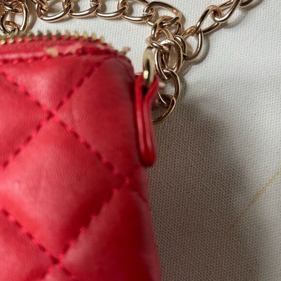 Aldo red quilted crossbody bag with gold tone latch closure. - Picture 12 of 12